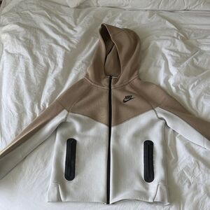 Kids Nike Tech Tan and White Full Zip Medium